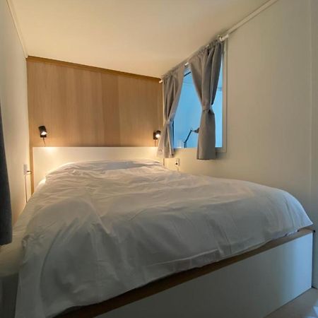 Entire Renovated Apartment From 1780 With Kitchen, Bath, Bedroom, And Living Room In Skuteviken Bergen Esterno foto